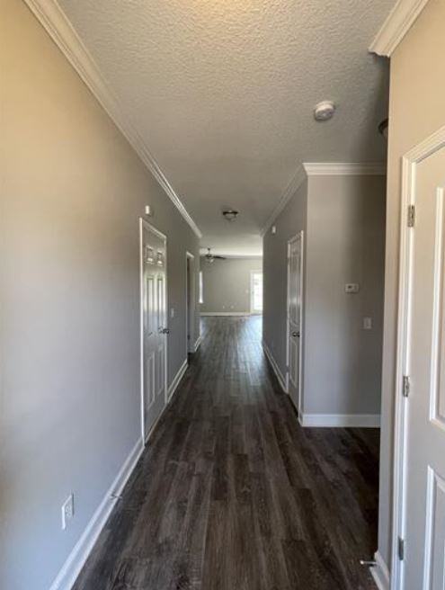424 Alcott Cir #1 - Photo 2 of 22