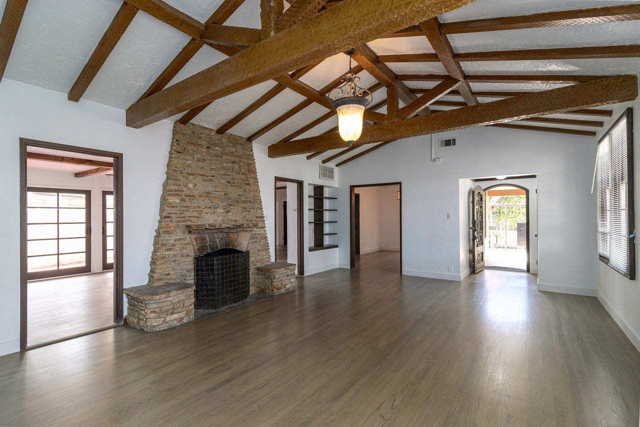 3940 Hubert Ave #1 - Photo 2 of 30