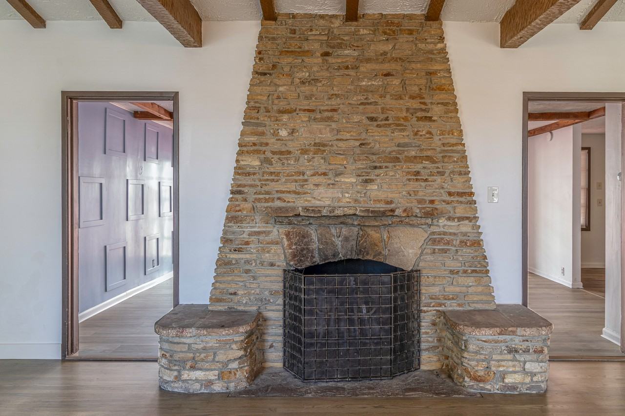 3940 Hubert Ave #1 - Photo 3 of 30