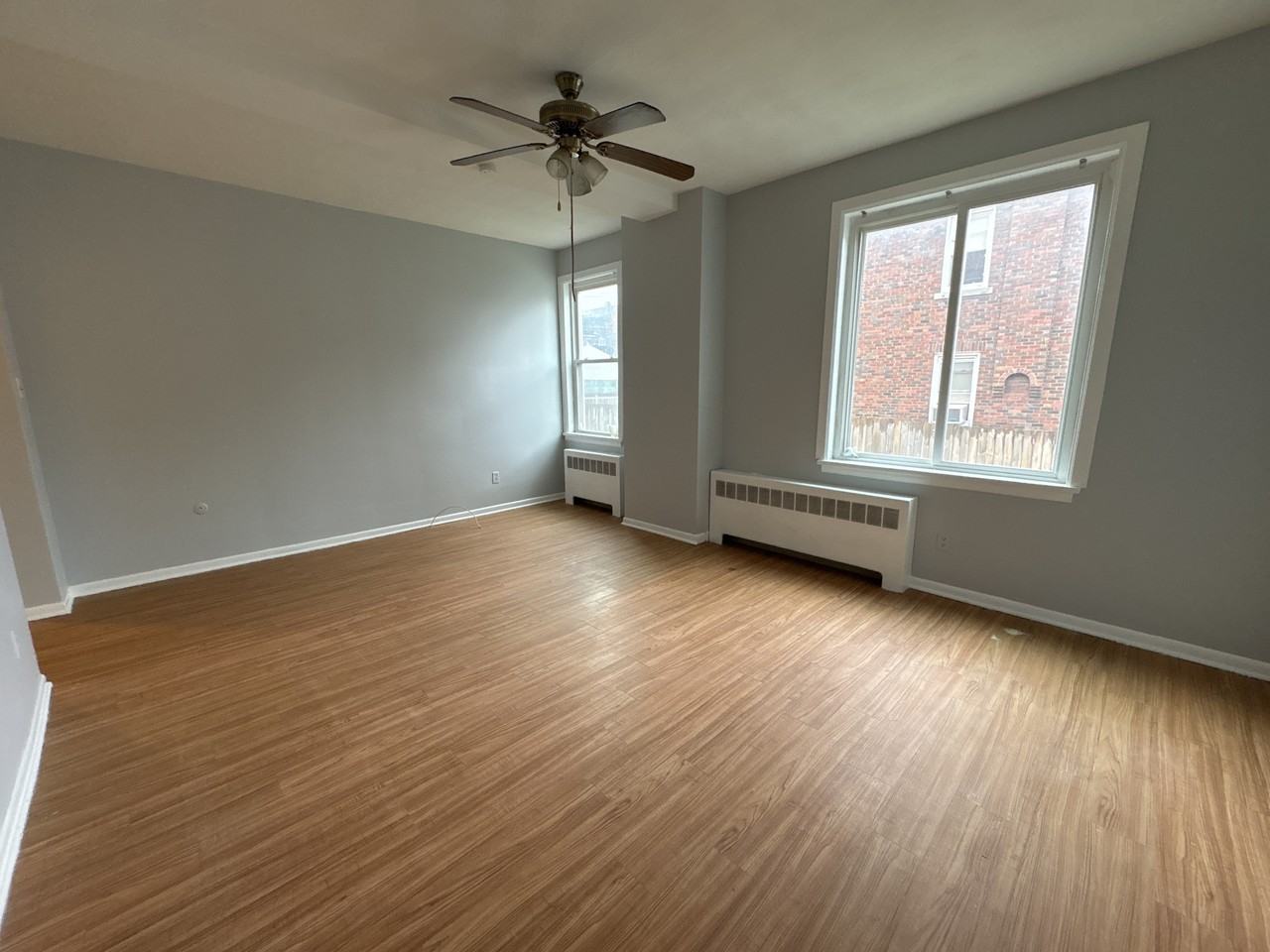 712 Russellwood Ave Apt 1st #1-1stFL - Photo 4 of 19