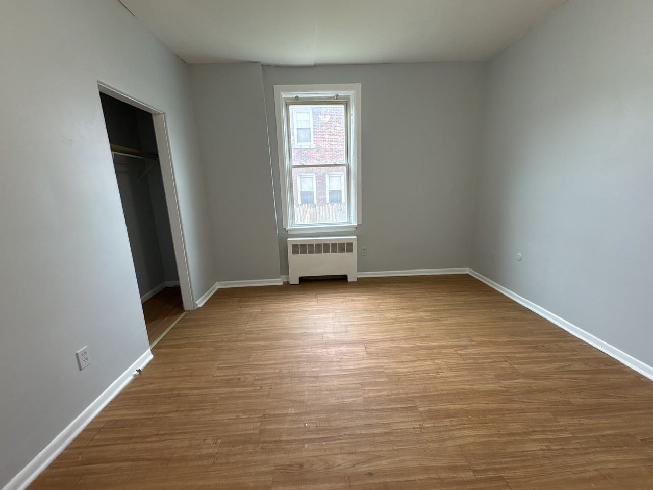 712 Russellwood Ave Apt 1st #1-1stFL - Photo 5 of 19