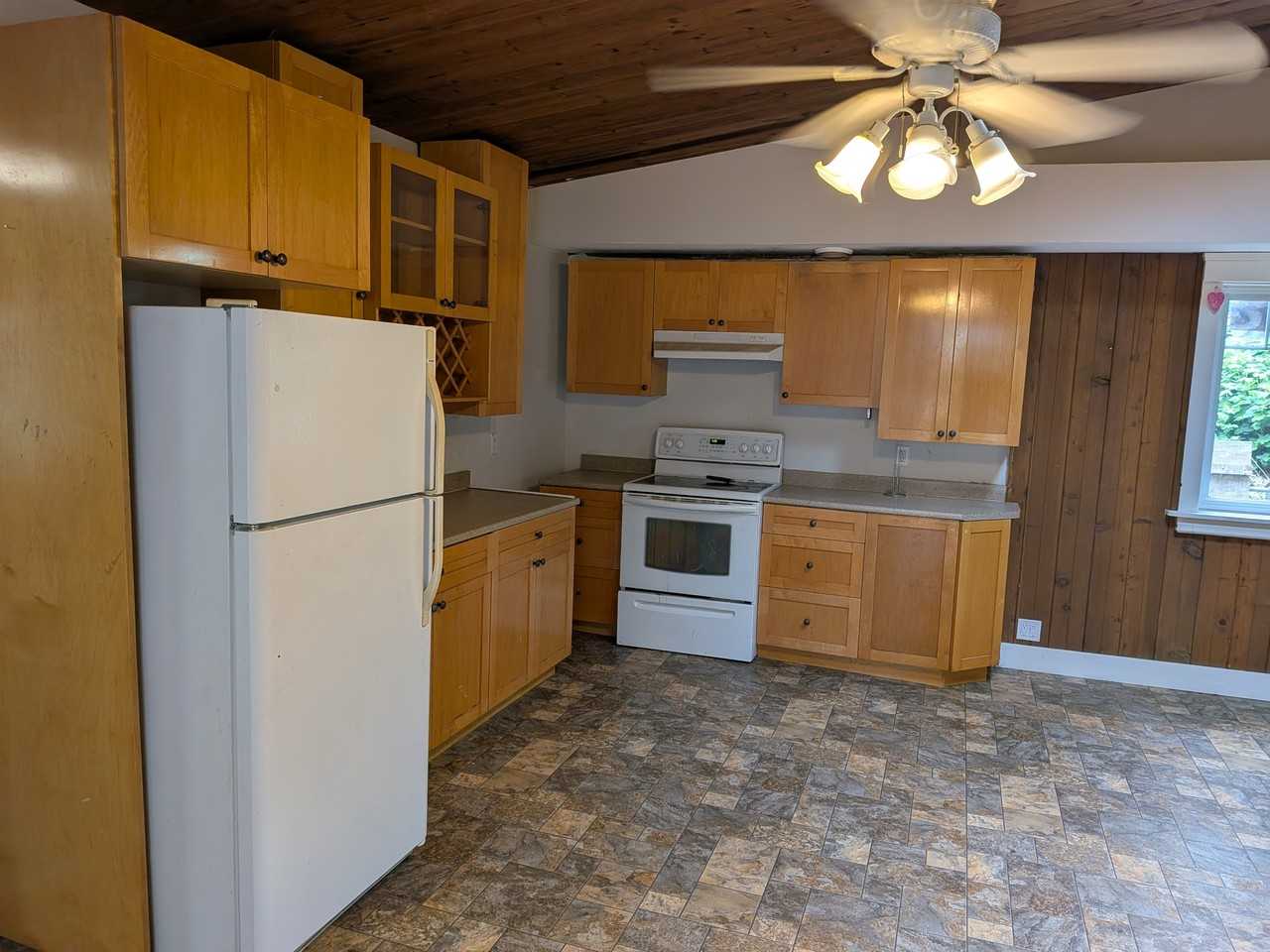 46520 Clayton Ave #B - Photo 3 of 14