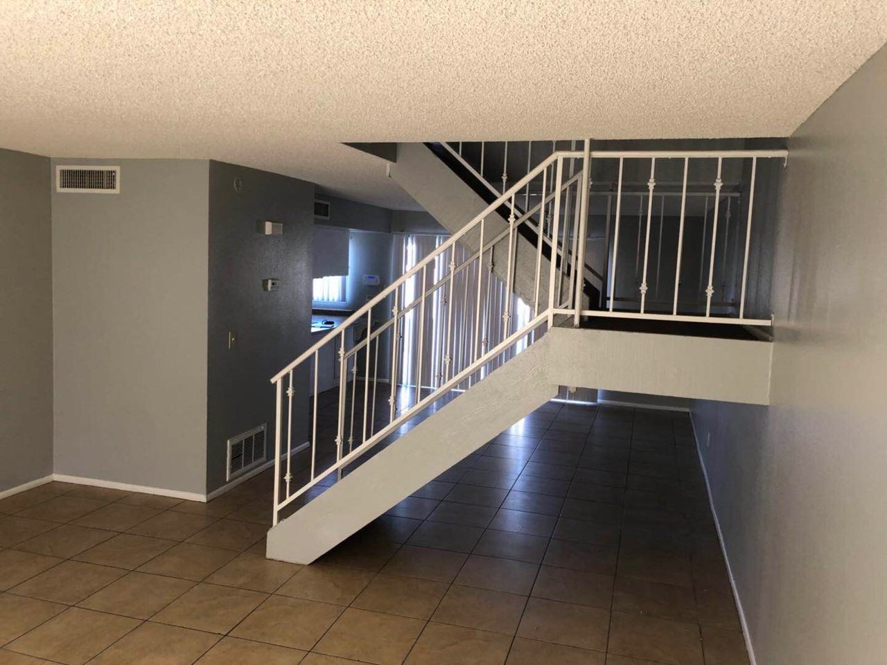 4303 W Solano Dr N #1 - Photo 6 of 9