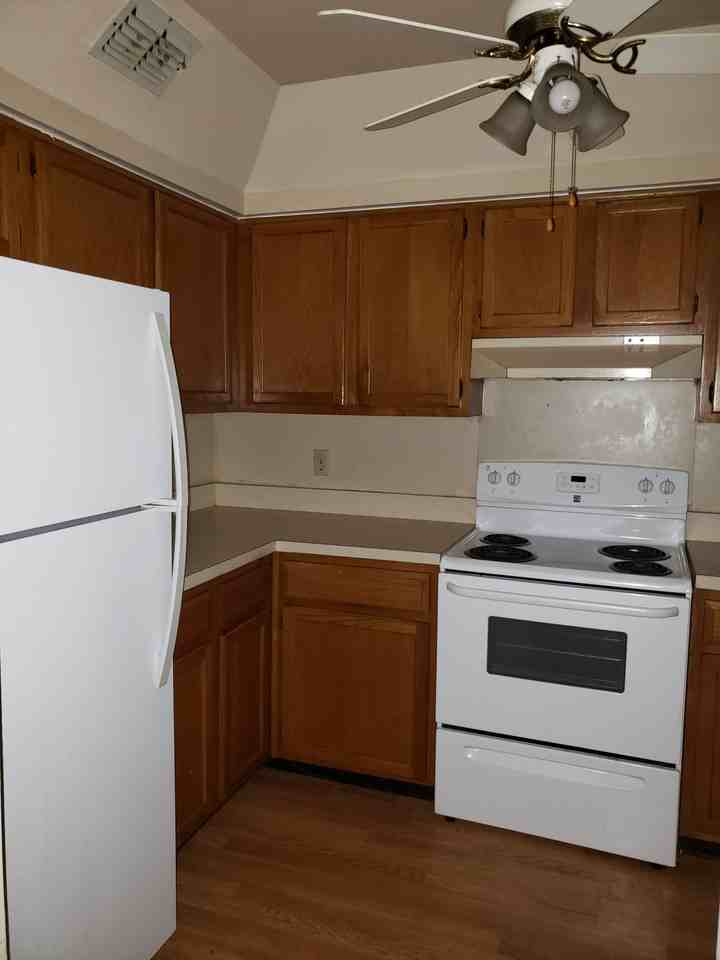 3523 Colony Cove Trl W #1 - Photo 6 of 19