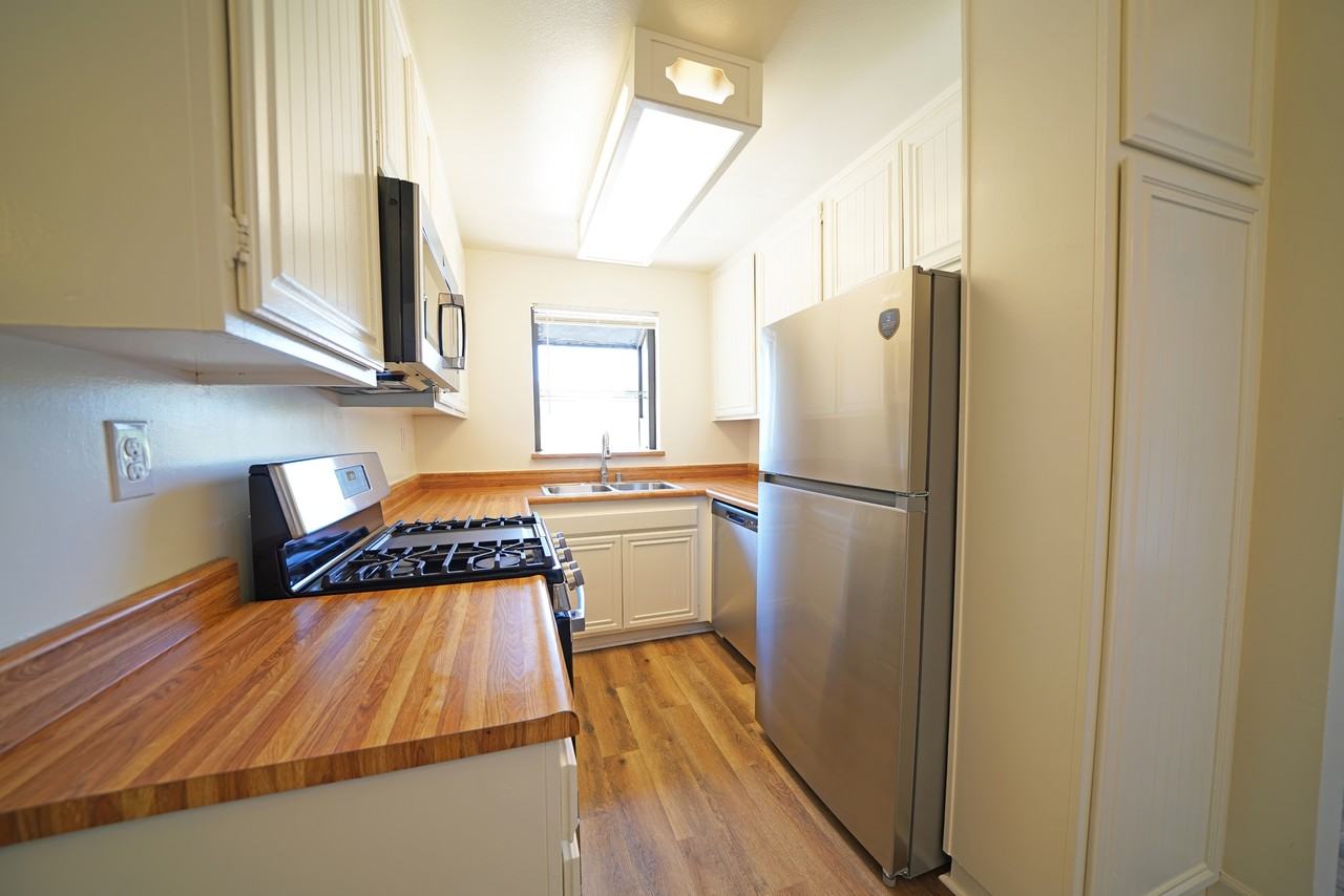 28015 Sarabande Ln #1 - Photo 5 of 26