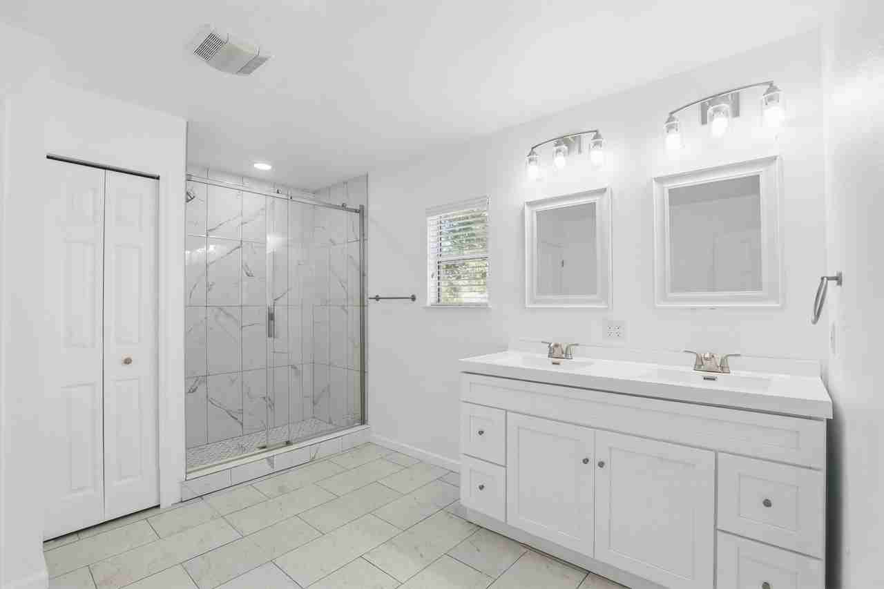 820 Altaloma Ave #1 - Photo 7 of 20