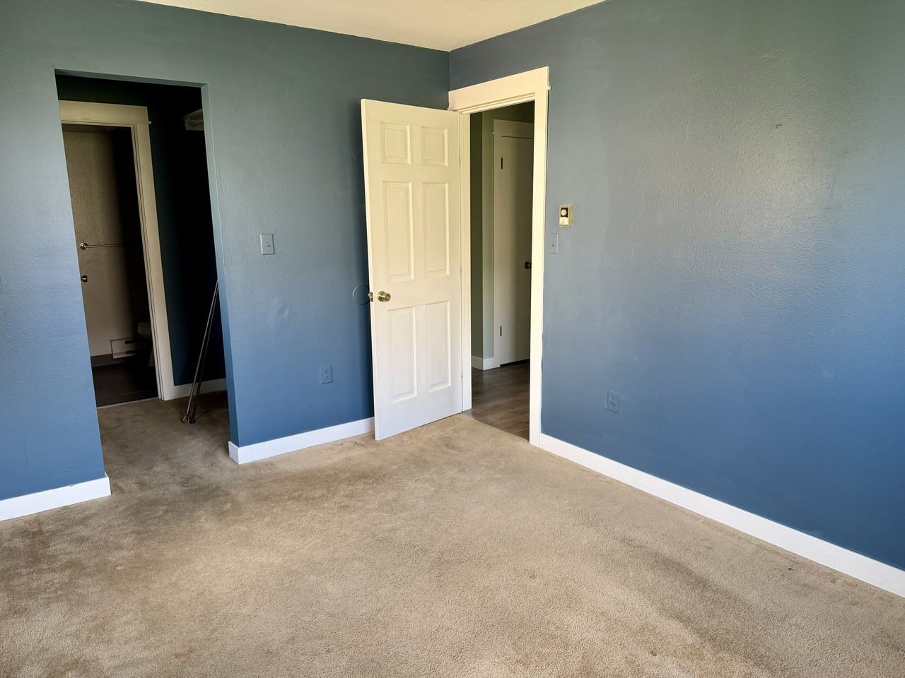 998 West Beaver Creek Boulevard - C212Unit C212 #C212 - Photo 5 of 11
