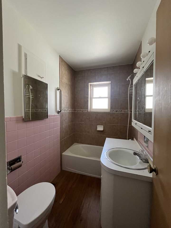 259 South 10th Avenue -1 - 1 #1 - Photo 6 of 16