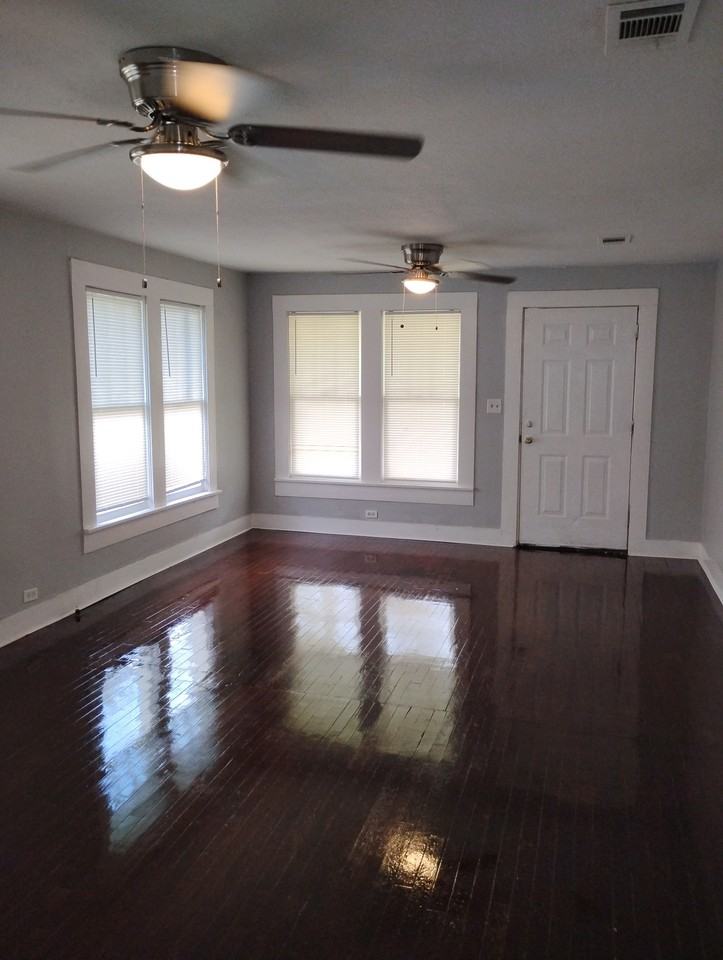 506 Mable St #1 - Photo 2 of 6