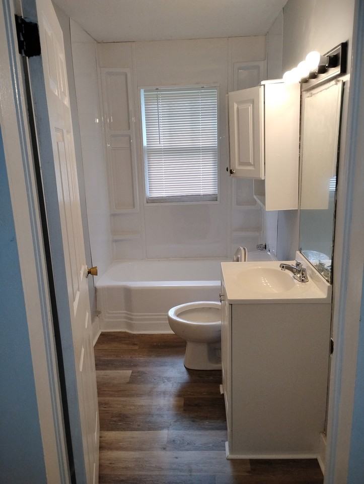 506 Mable St #1 - Photo 4 of 6