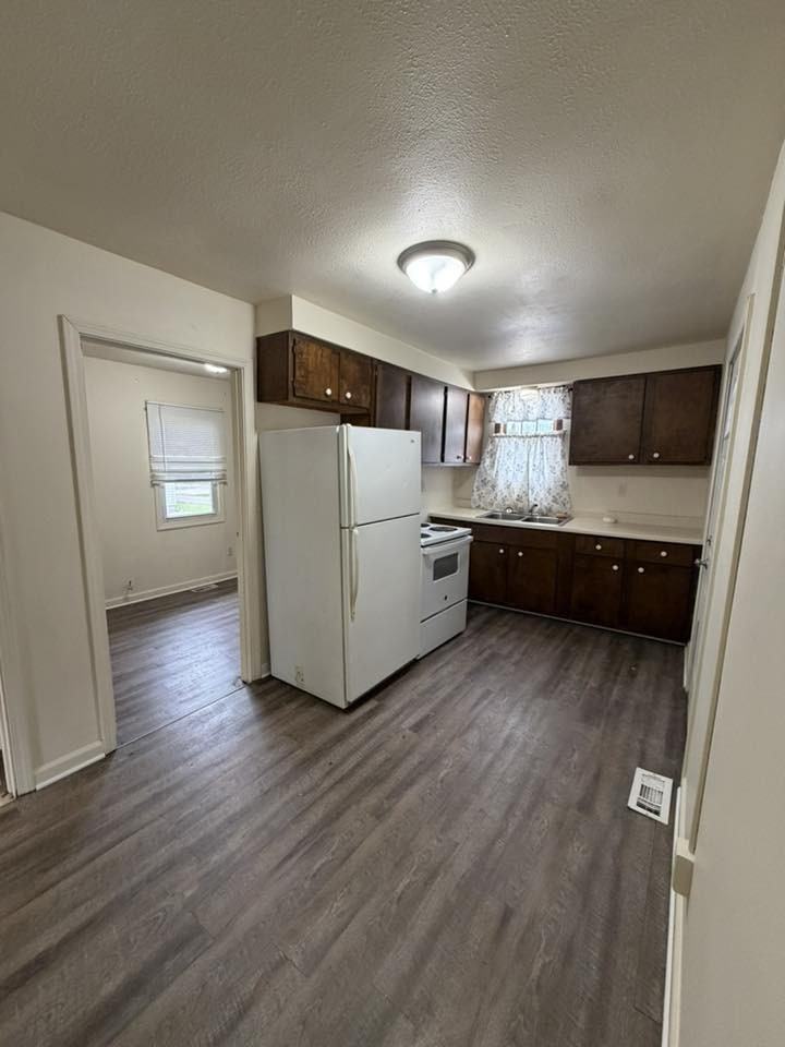 407 Winton Ave #1 - Photo 2 of 6