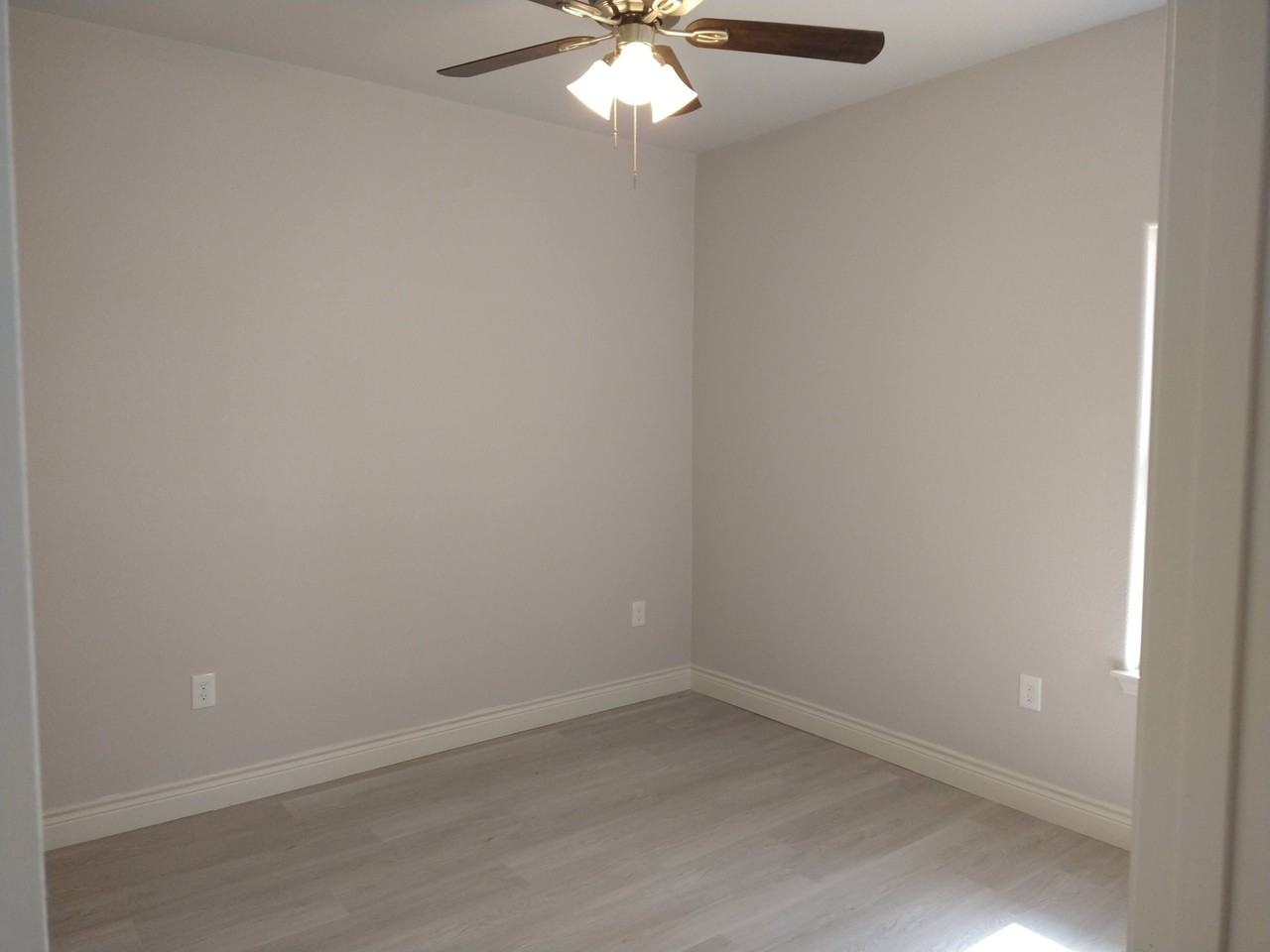 1000 Wooded Hollow Ct #108 - Photo 6 of 13