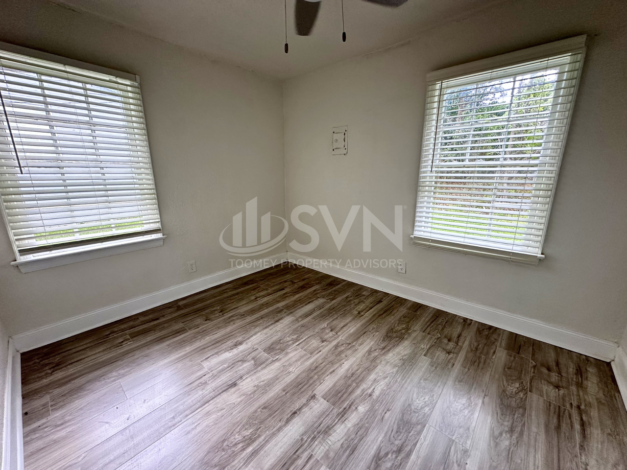 1601 Neshota DrUnit 56 #56 - Photo 7 of 15