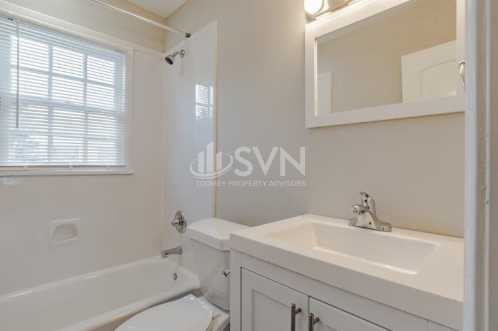 1601 Neshota DrUnit 37 #37 - Photo 2 of 17