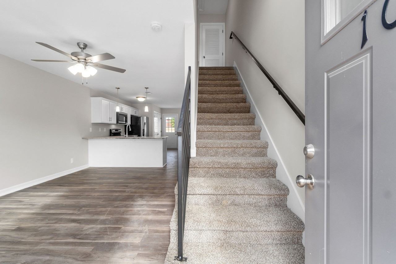 1387 Dover Rd #604 - Photo 2 of 10