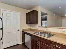 featured image of 483 Scott Blvd