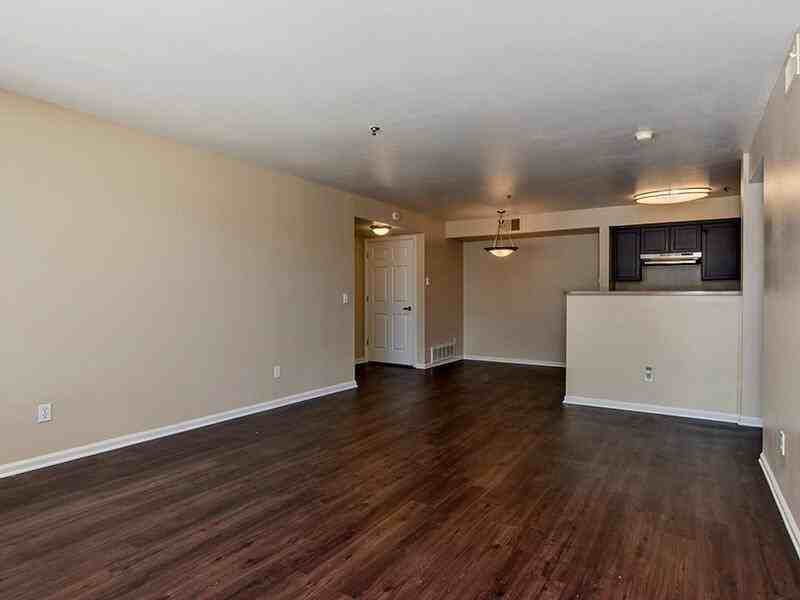 483 Scott Blvd - Photo 7 of 17