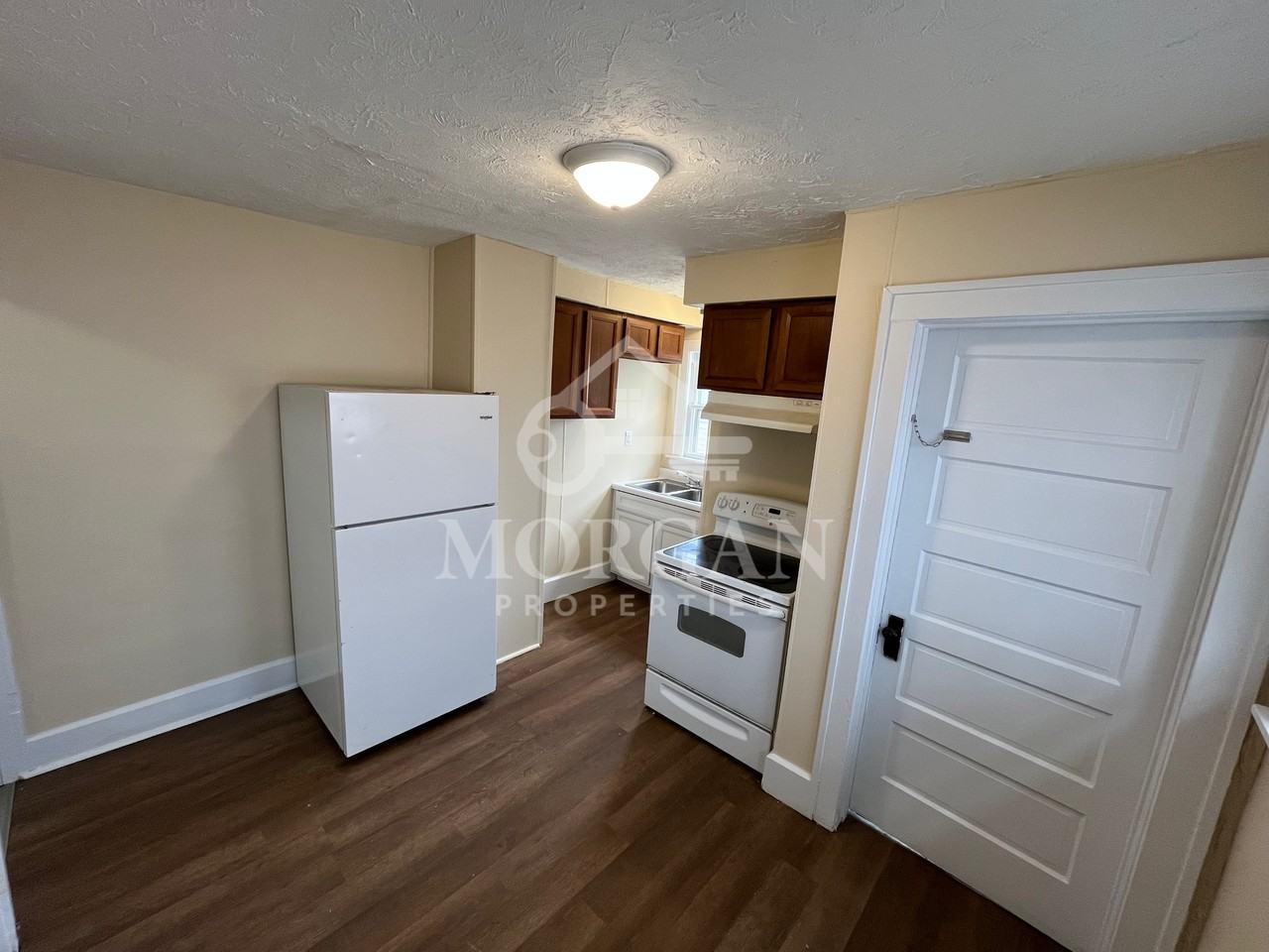2023 Mckinley St #1 - Photo 3 of 6