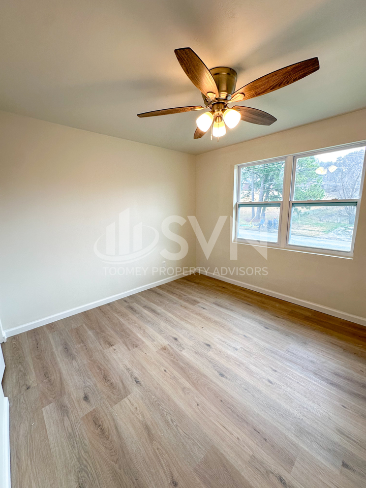 1033 Adair Ave #1033-3 - Photo 4 of 10
