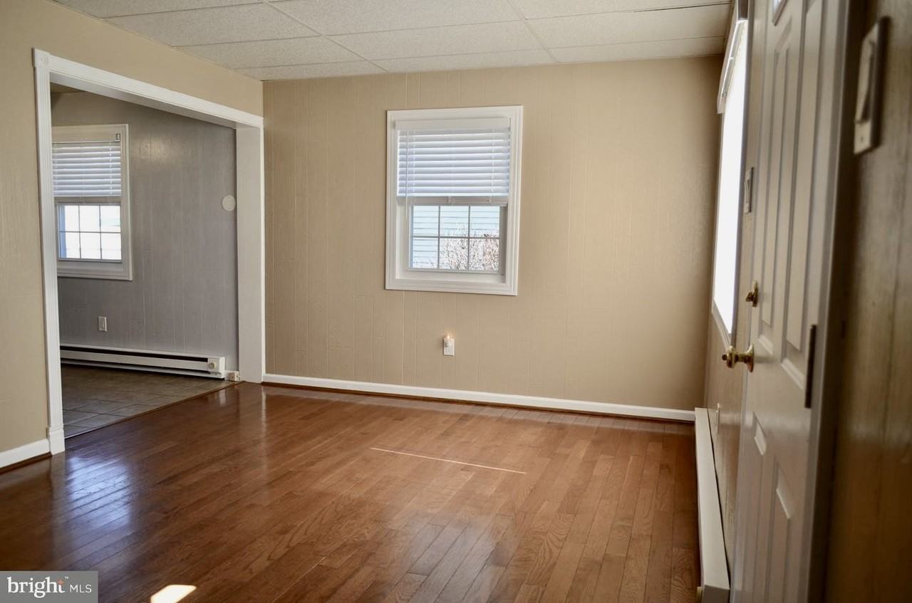 415 Aspen St #1 - Photo 2 of 10