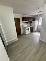 featured image of 1644 W Adams St #1