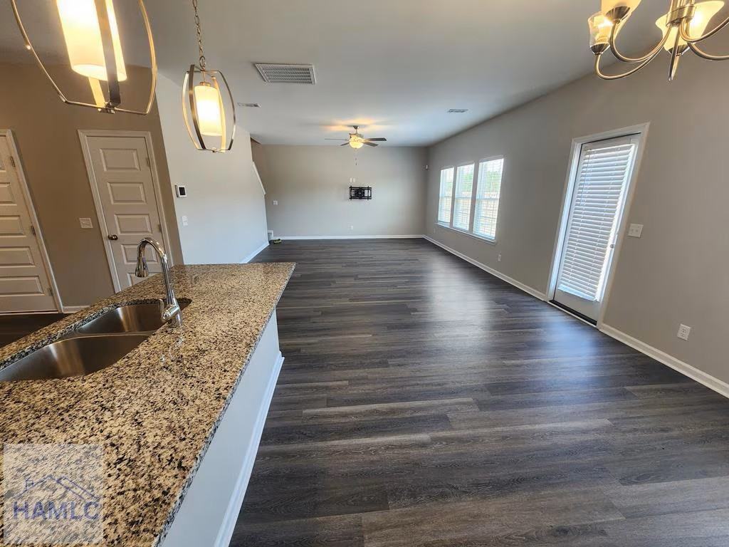 2722 Arnold Dr Se #1 - Photo 6 of 22
