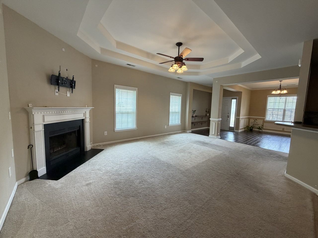 218 Seth Ct #1 - Photo 4 of 9