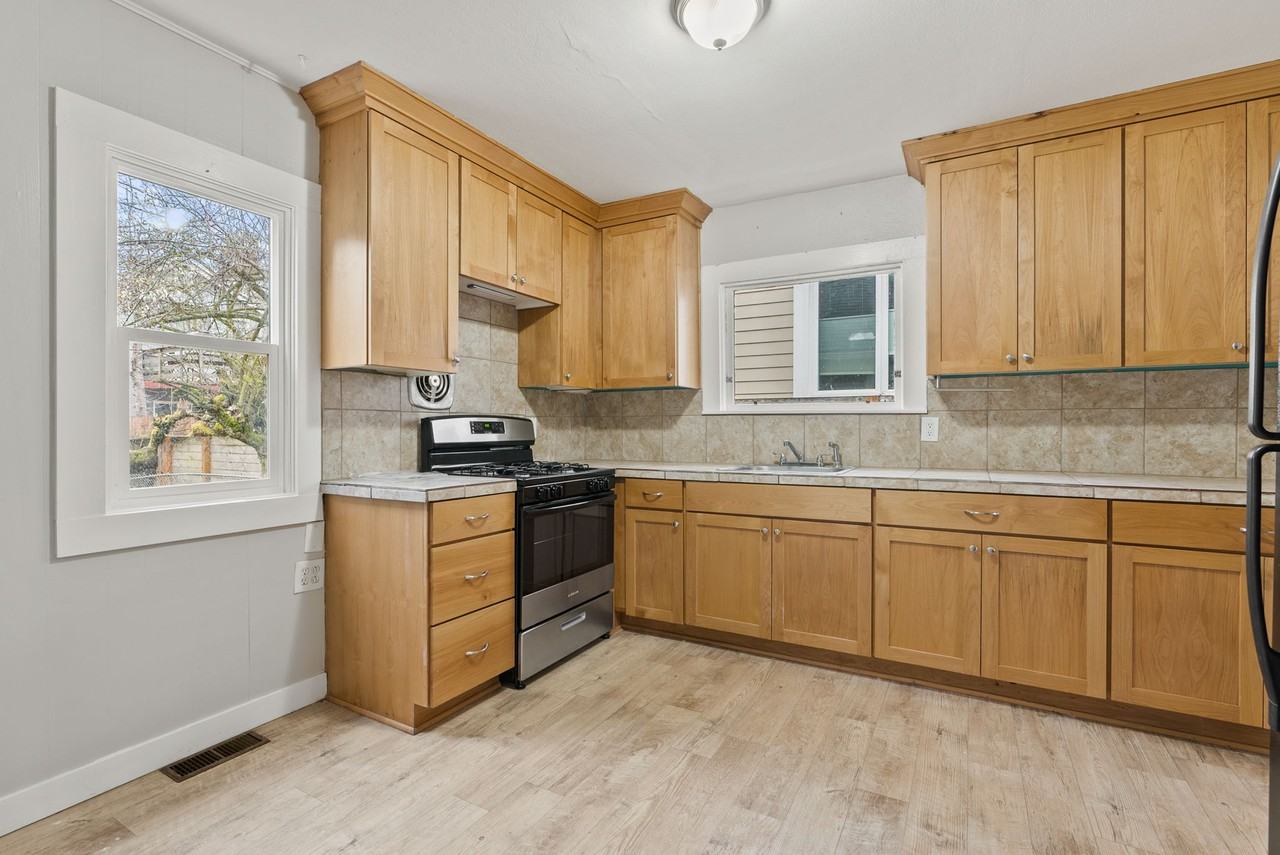 9621 N Pier Park Pl - Photo 6 of 20