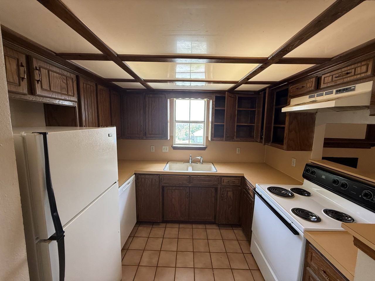 621 S Constant Ave #1 - Photo 4 of 7