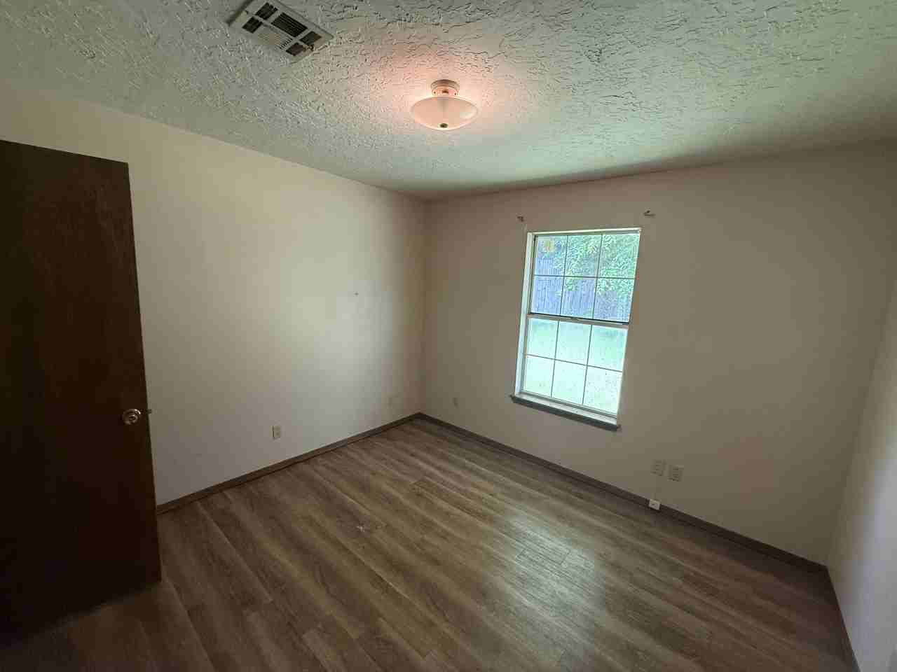 621 S Constant Ave #1 - Photo 6 of 7