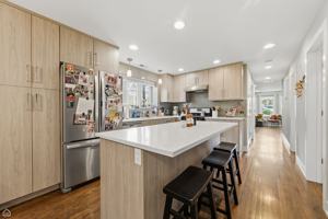 featured image of 3720 N Kedvale Ave #1