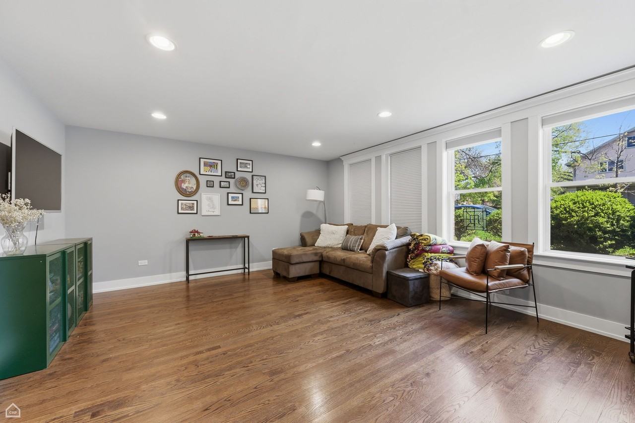 3720 N Kedvale Ave #1 - Photo 5 of 13