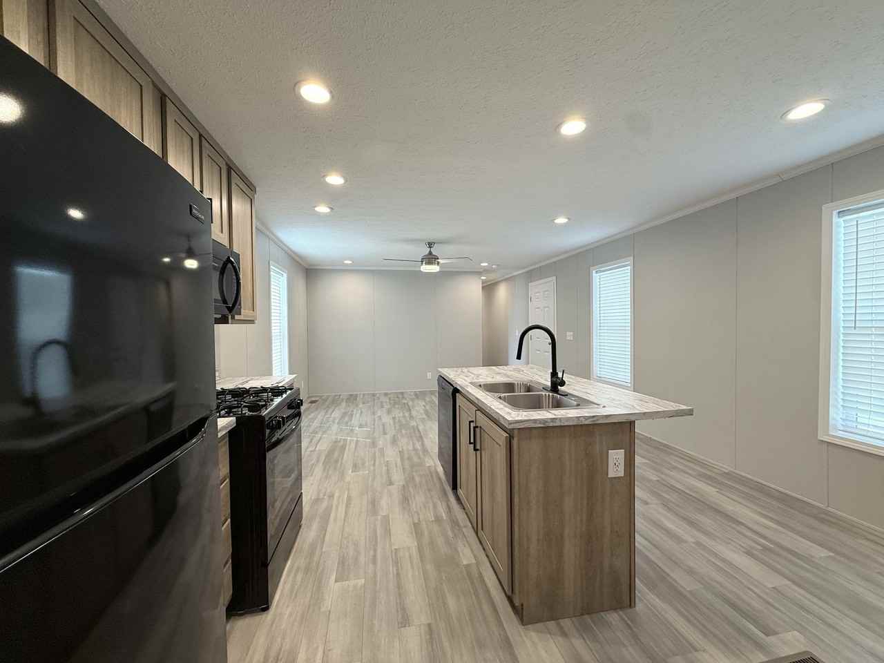 52962 N Yorktown Ct #168 - Photo 4 of 24