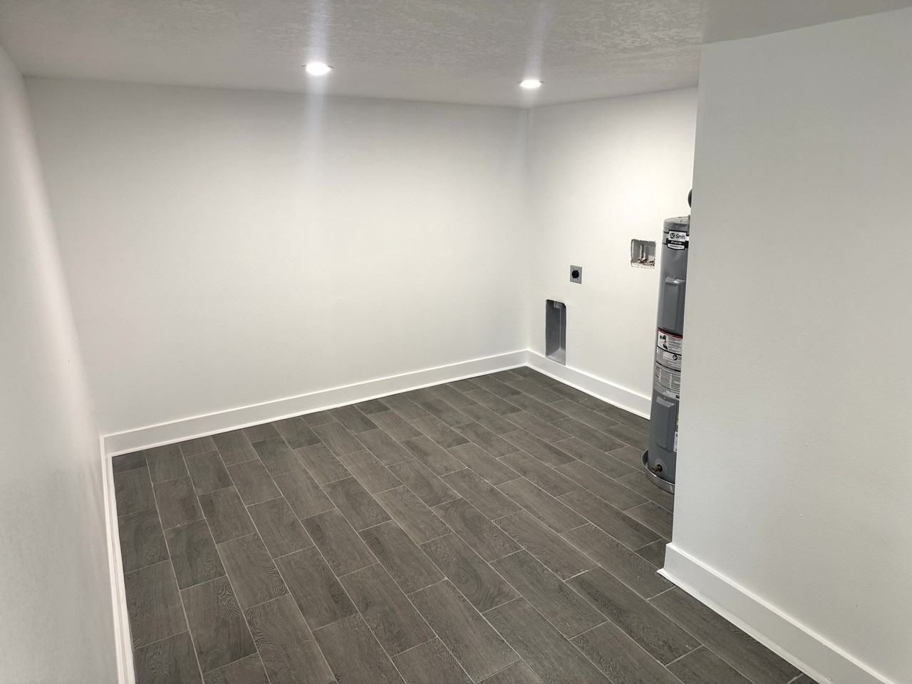 7609 Reindeer Rd #1 - Photo 3 of 11