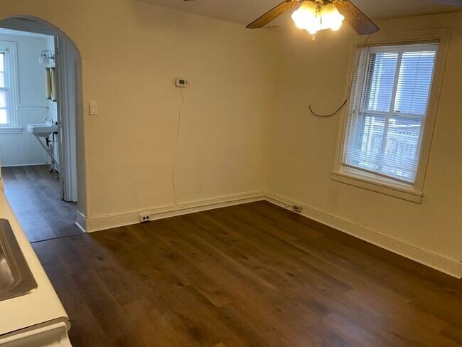 32 S 3rd St #2 - Photo 5 of 11