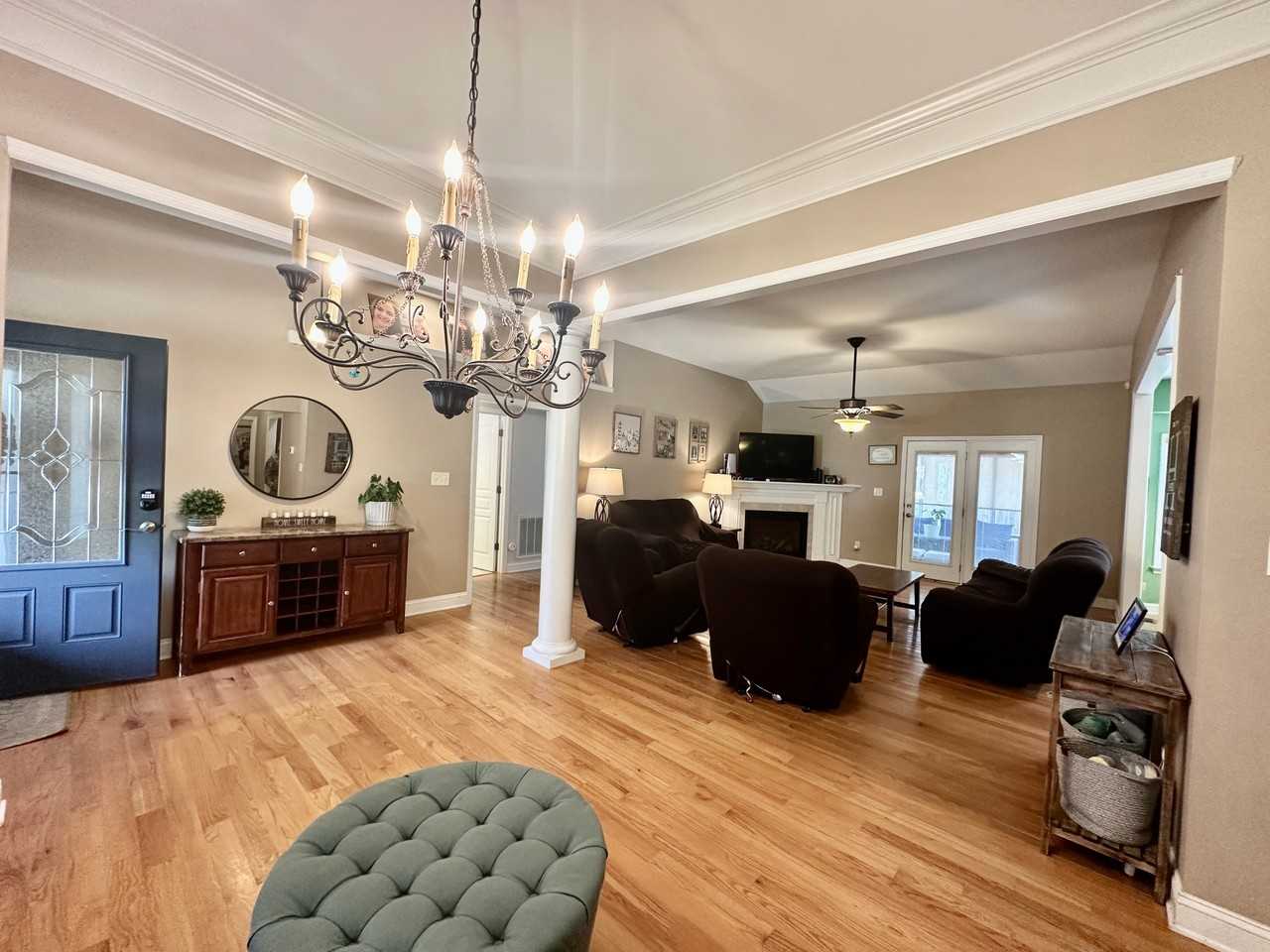 2717 Millmann Rd #1 - Photo 5 of 44