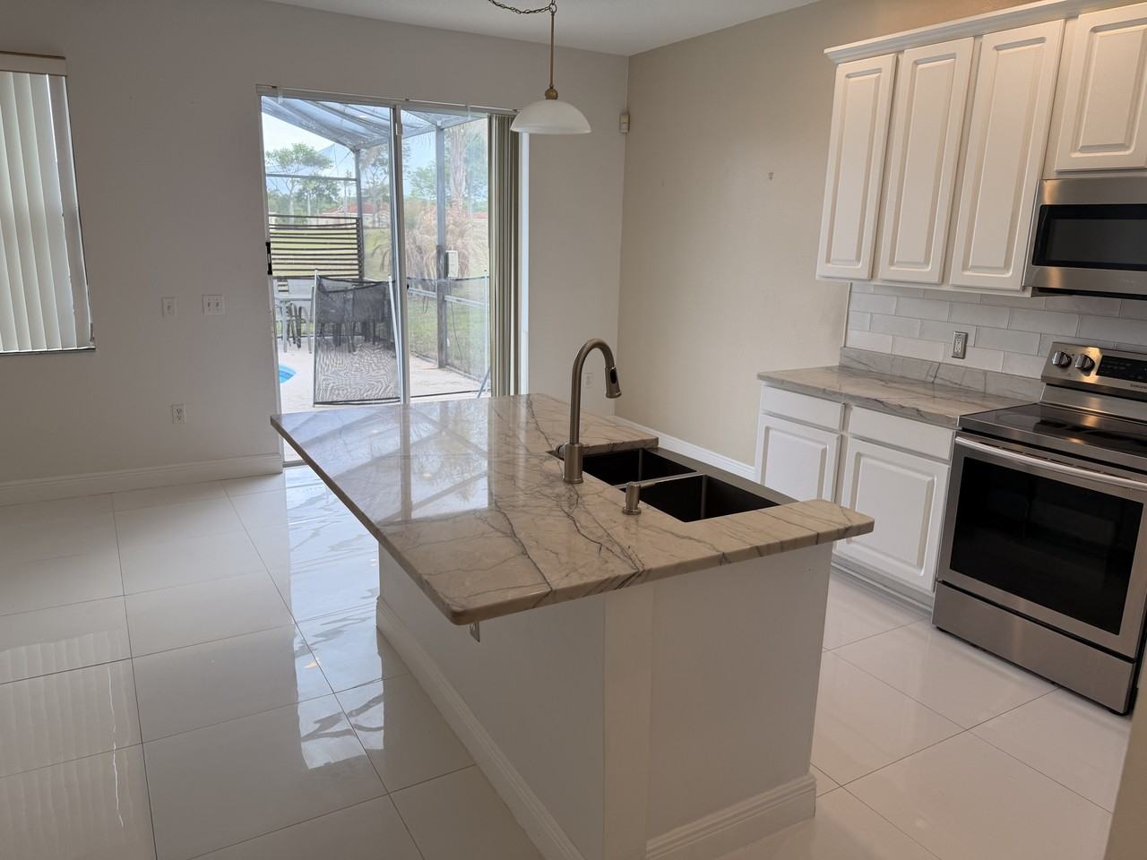 1112 Pine Ridge Dr #1 - Photo 6 of 11