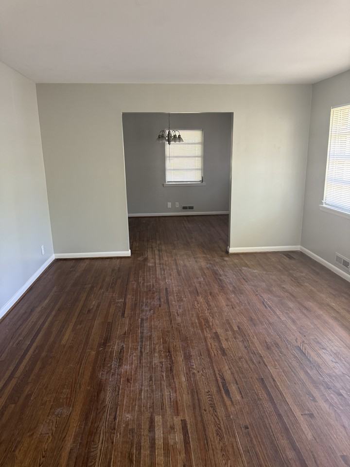 1905 2nd St Nw #1 - Photo 5 of 33