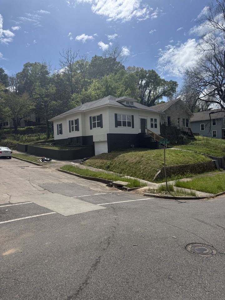 2337 23rd Street Ensley #1 - Photo 2 of 10