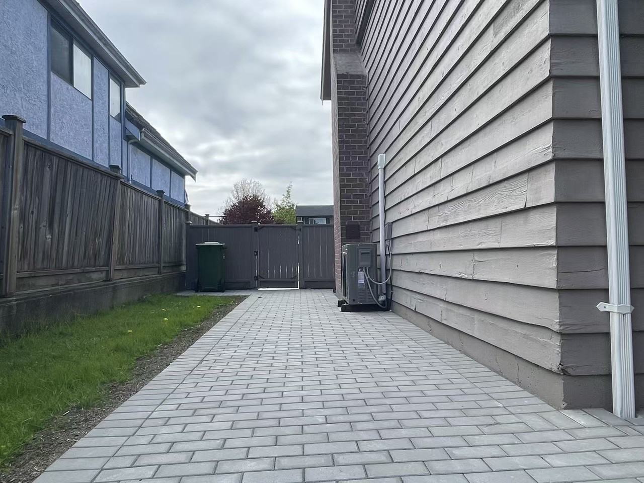 9640 Aquila Rd #101 - Photo 2 of 11