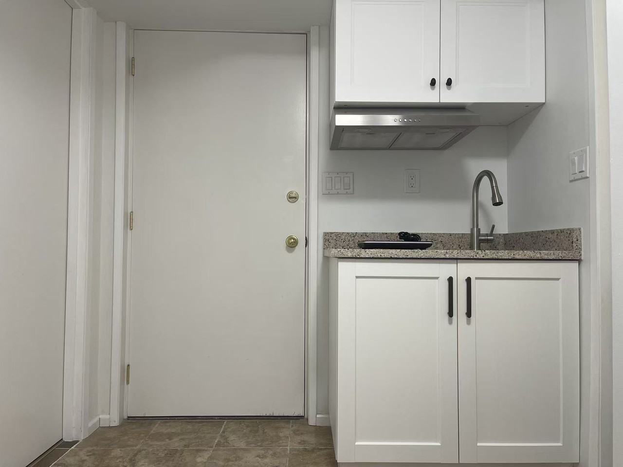 9640 Aquila Rd #101 - Photo 4 of 11
