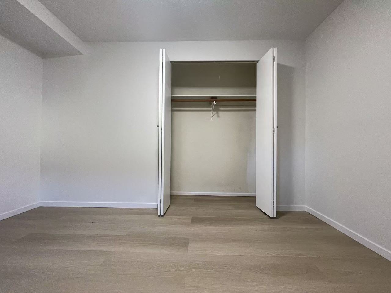9640 Aquila Rd #101 - Photo 7 of 11