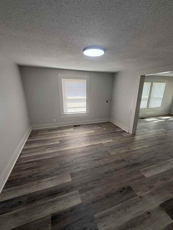 537 37th Ter W #1 - Photo 7 of 18