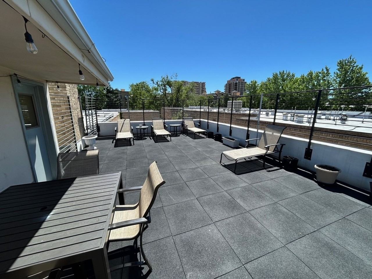Sherman Arms Apartments - Photo 7 of 38