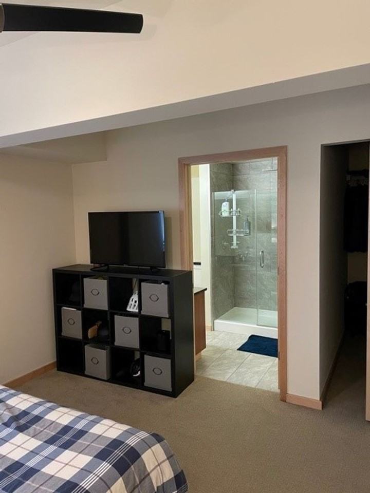 Oregon Apartments - Photo 3 of 29