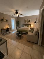 featured image of 2345 Pecos St