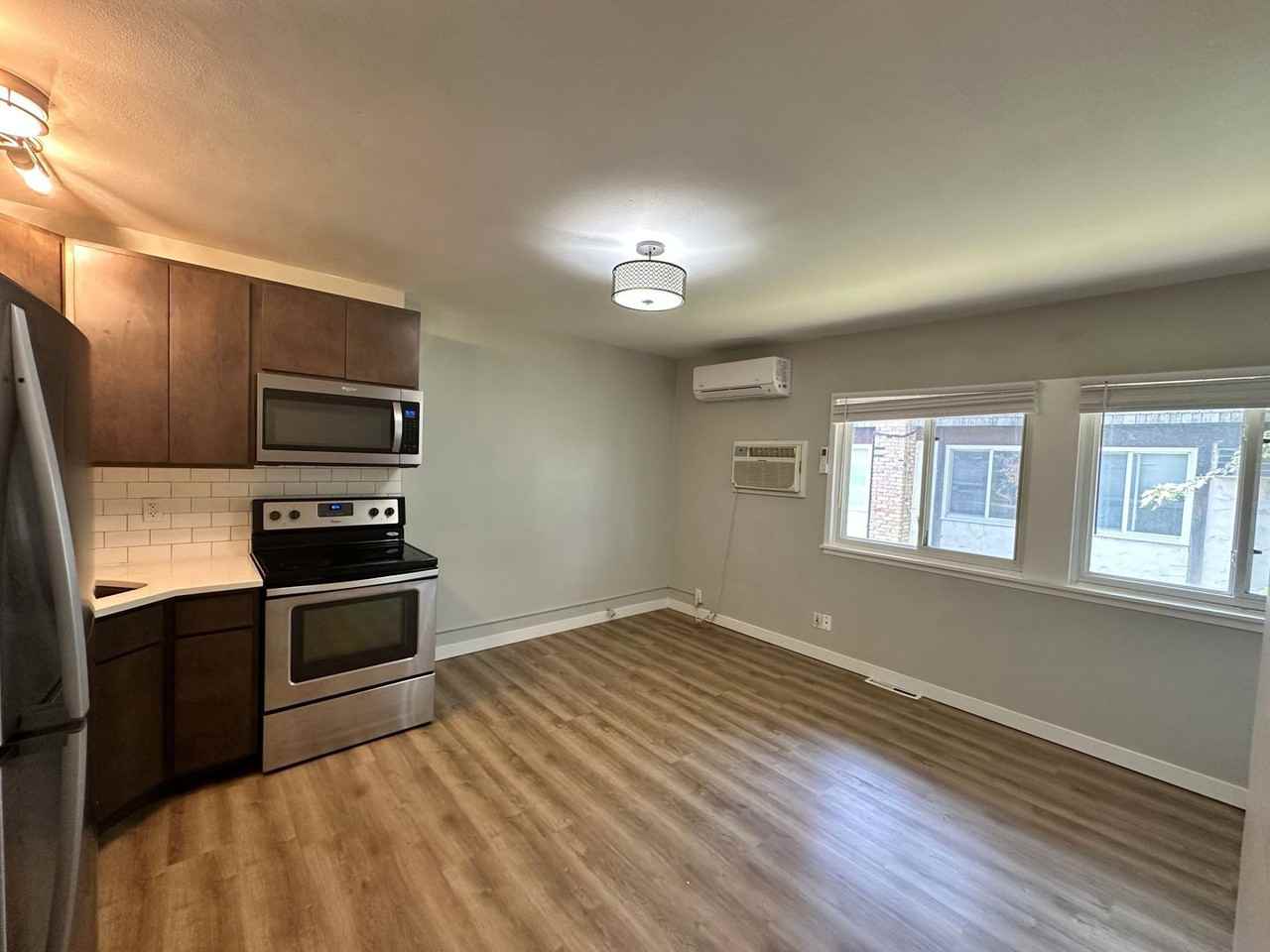 2205 Bryant Ave: The Lowry Hill Nook - Photo 6 of 15