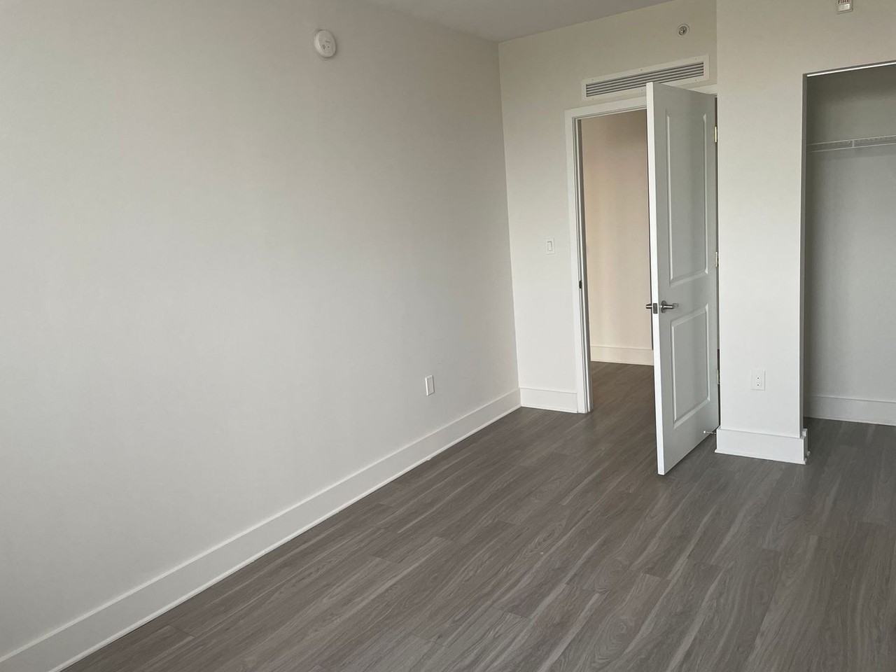 401 SW 17 th Ave | Little Havana - Photo 6 of 25