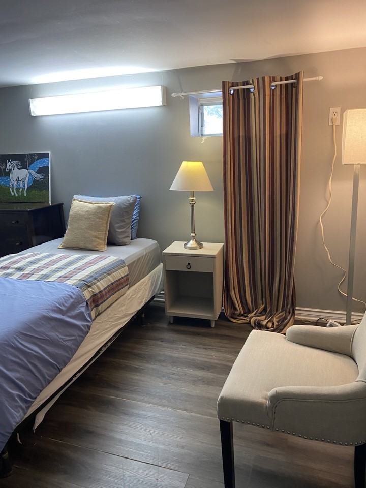 749 Burgess Avenue - Photo 3 of 13