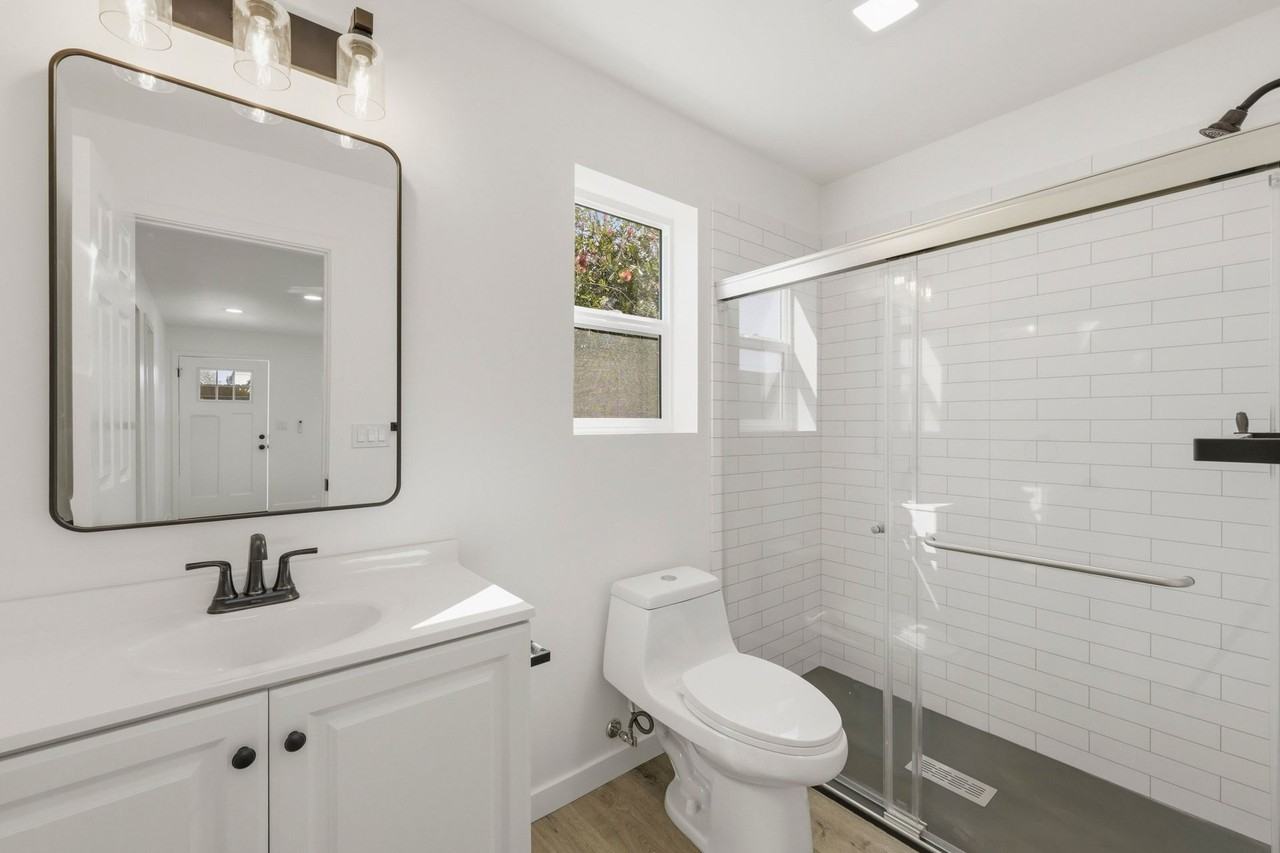 Combe Way Commons - Photo 4 of 50